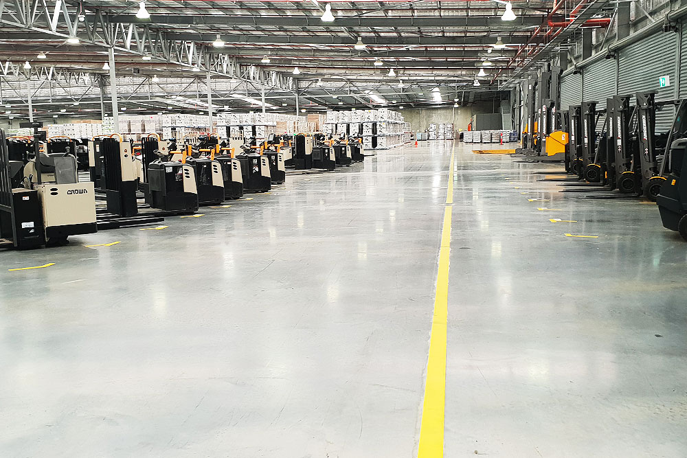 Line-Marking-Aldi Chemical Resistant Concrete Floor Coating