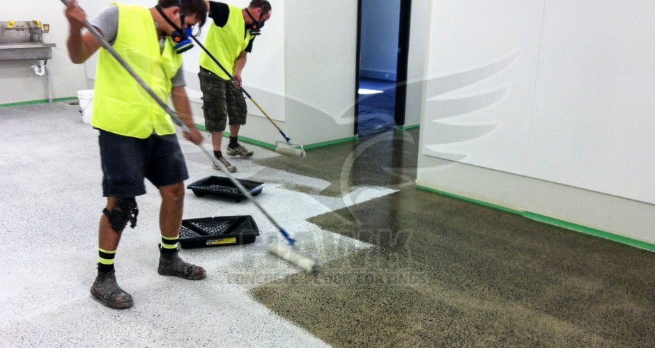 roller-application-polyaspartic-concrete-painting-gallery